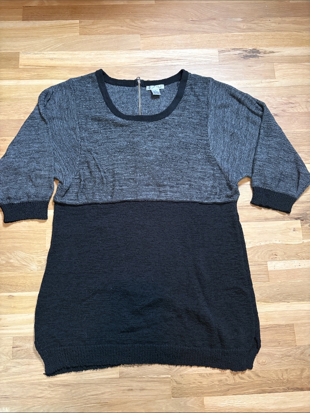 WD.NY Woman Two-Tone Knit Sweater Dress